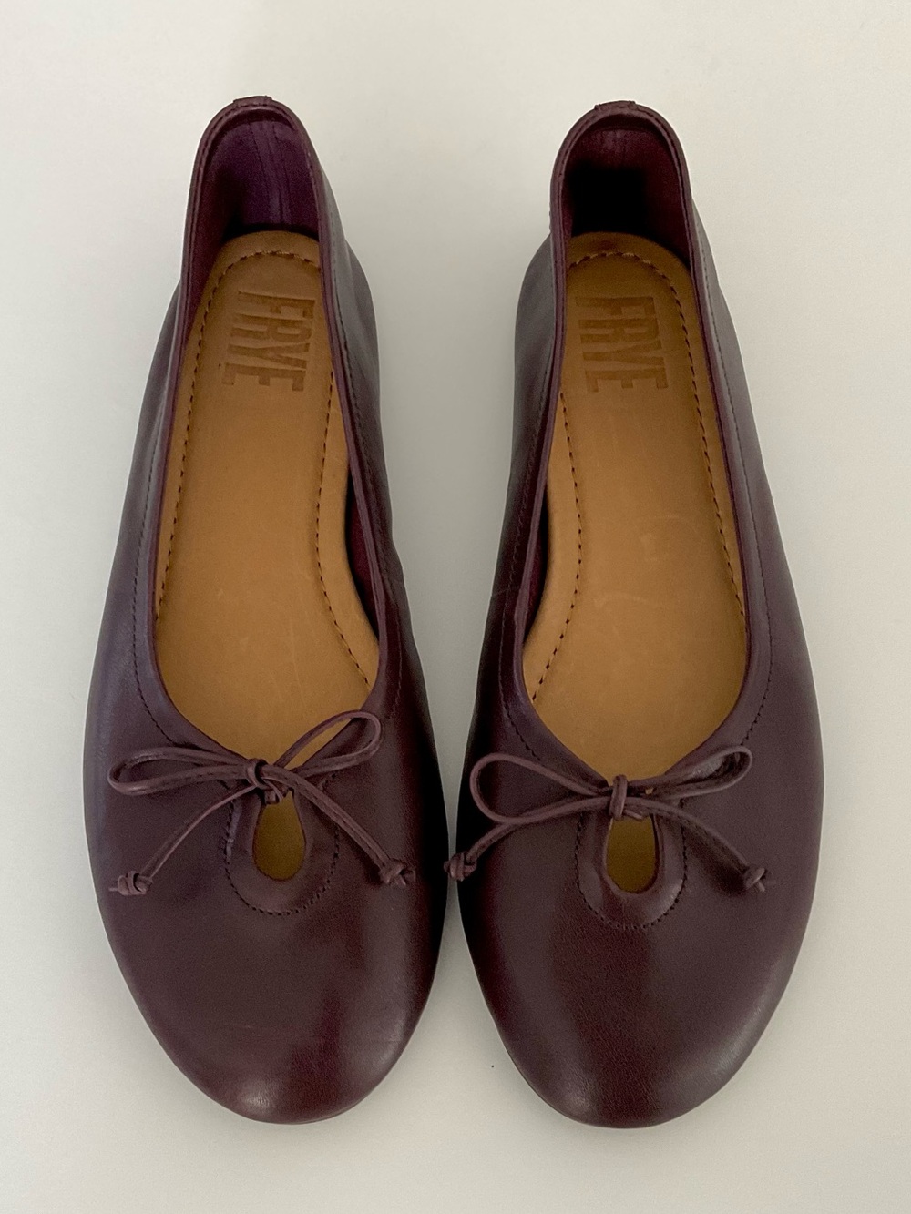 FRYE Emma Ballet Bow Flats Size 9.5 NEW